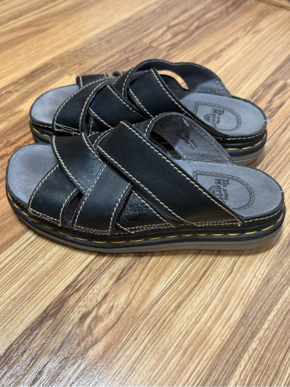 Vintage Y2K Doc Dr. Martens Leather Yellow Stitch Sandals Slides Sz 7